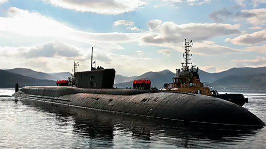 NATO issued an alert for the mobilization of the Russian nuclear submarine K-329 Belgorod